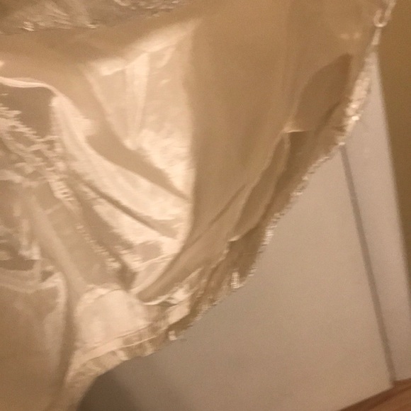 Embroidered Ivory Dress- bridal - Picture 6 of 7